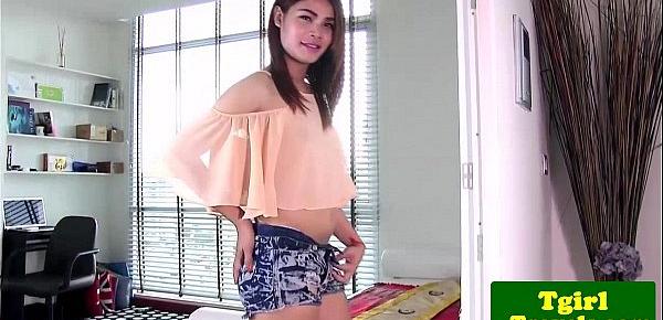  Ladyboy Game knows how to tease